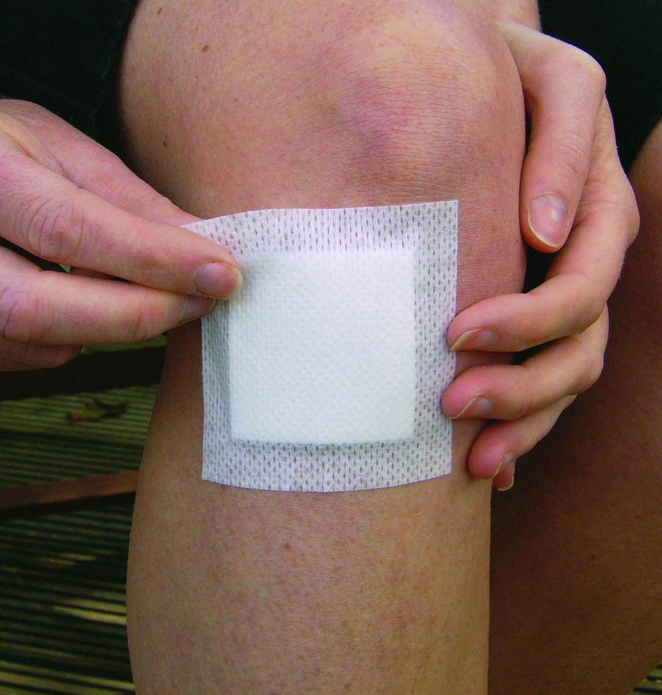 Relipore Adhesive Dressing - 5cm x 7.5cm - Image 3